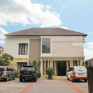 Urban Fendi's Tirtodipuran